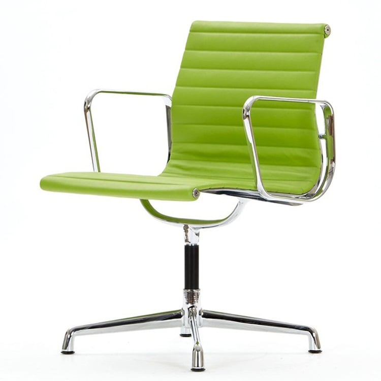 Charles Eames style, Presidente da reunião EA108 Couro verde
