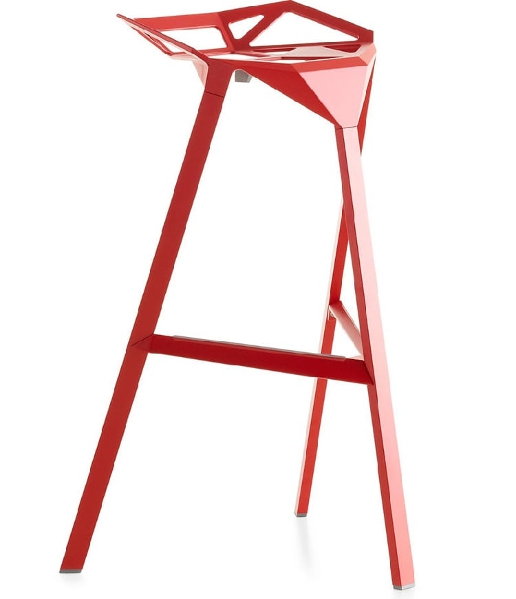 Konstantin Grcic style, Tamborete um tamborete vermelho